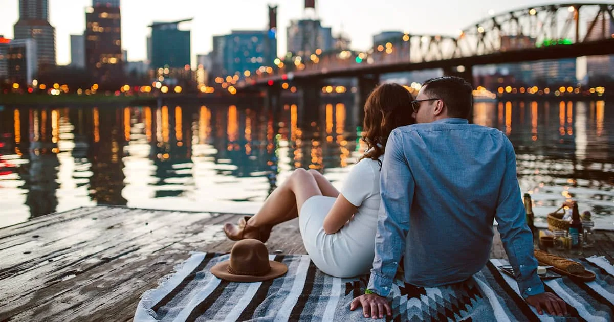 Hotwire's landing page: the social preview image it publishes