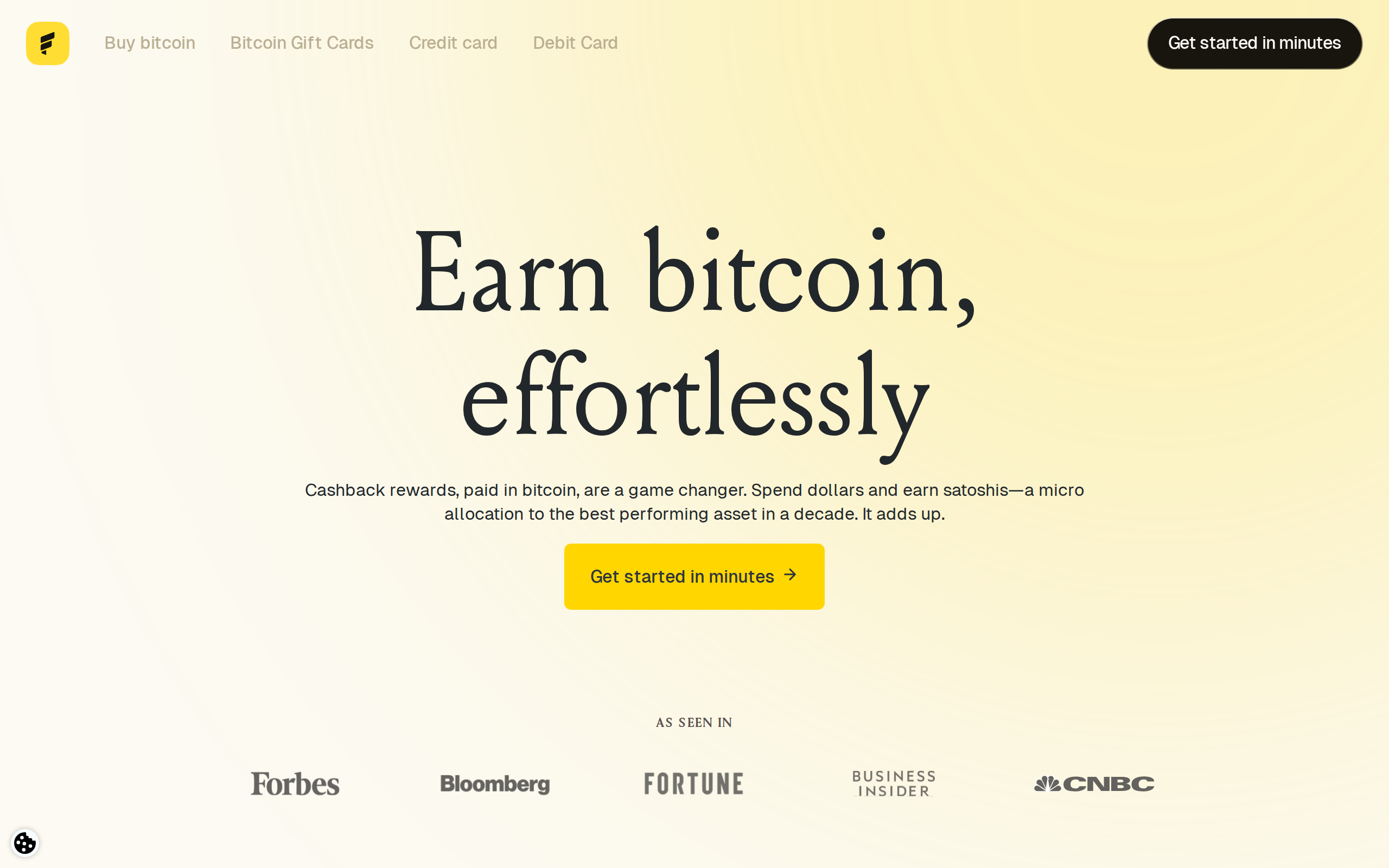 Fold rewards page headline reading Earn bitcoin effortlessly, describing cashback rewards paid in bitcoin